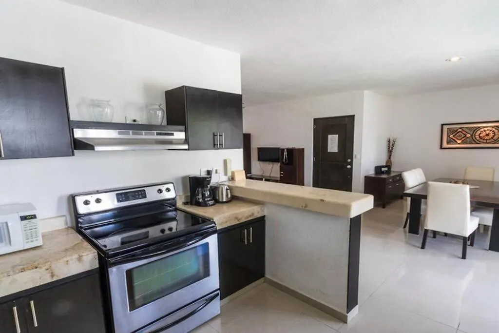Poolside Tranquil Apartment In Playa Del Carmen Mexico