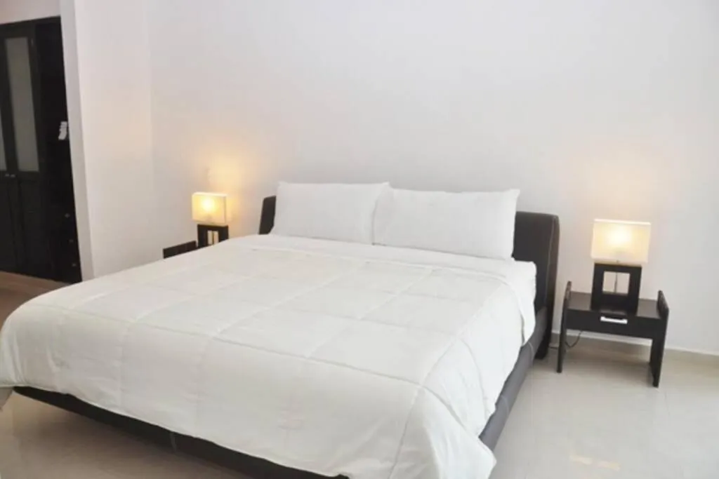 Poolside Tranquil Apartment In Playa Del Carmen