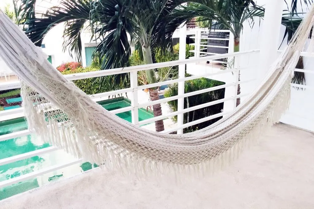 Poolside Tranquil Apartment In Playa Del Carmen 0*,