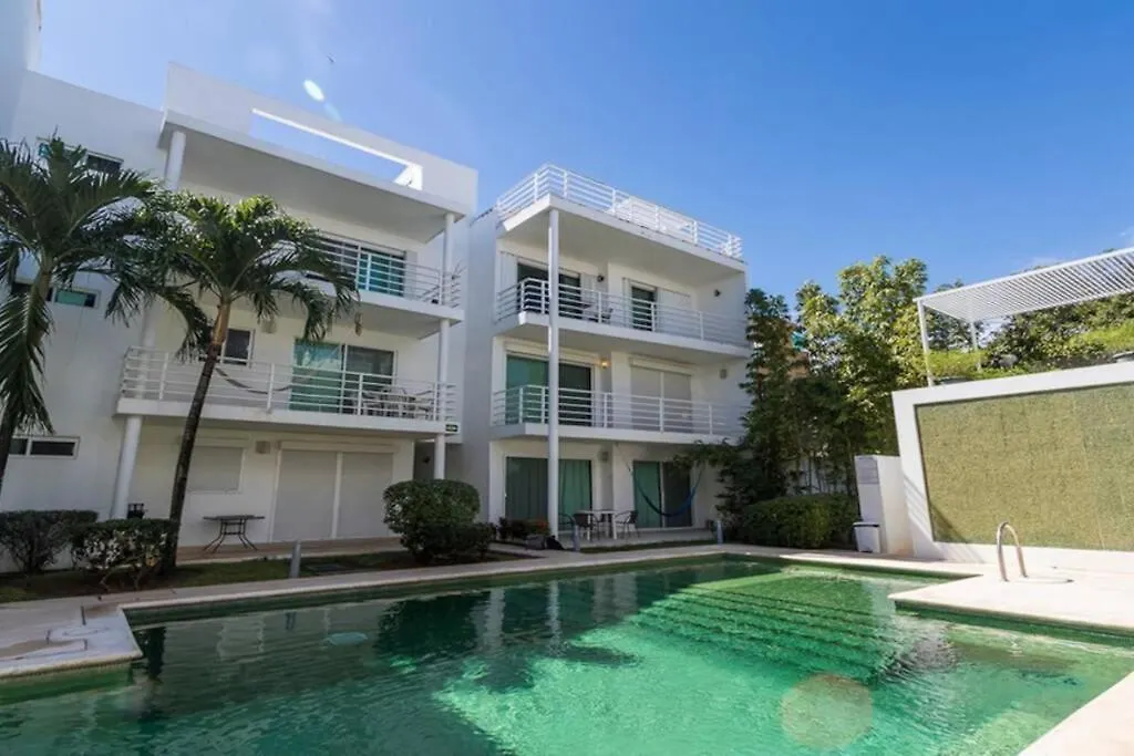 Poolside Tranquil Apartment In Playa Del Carmen 0*,
